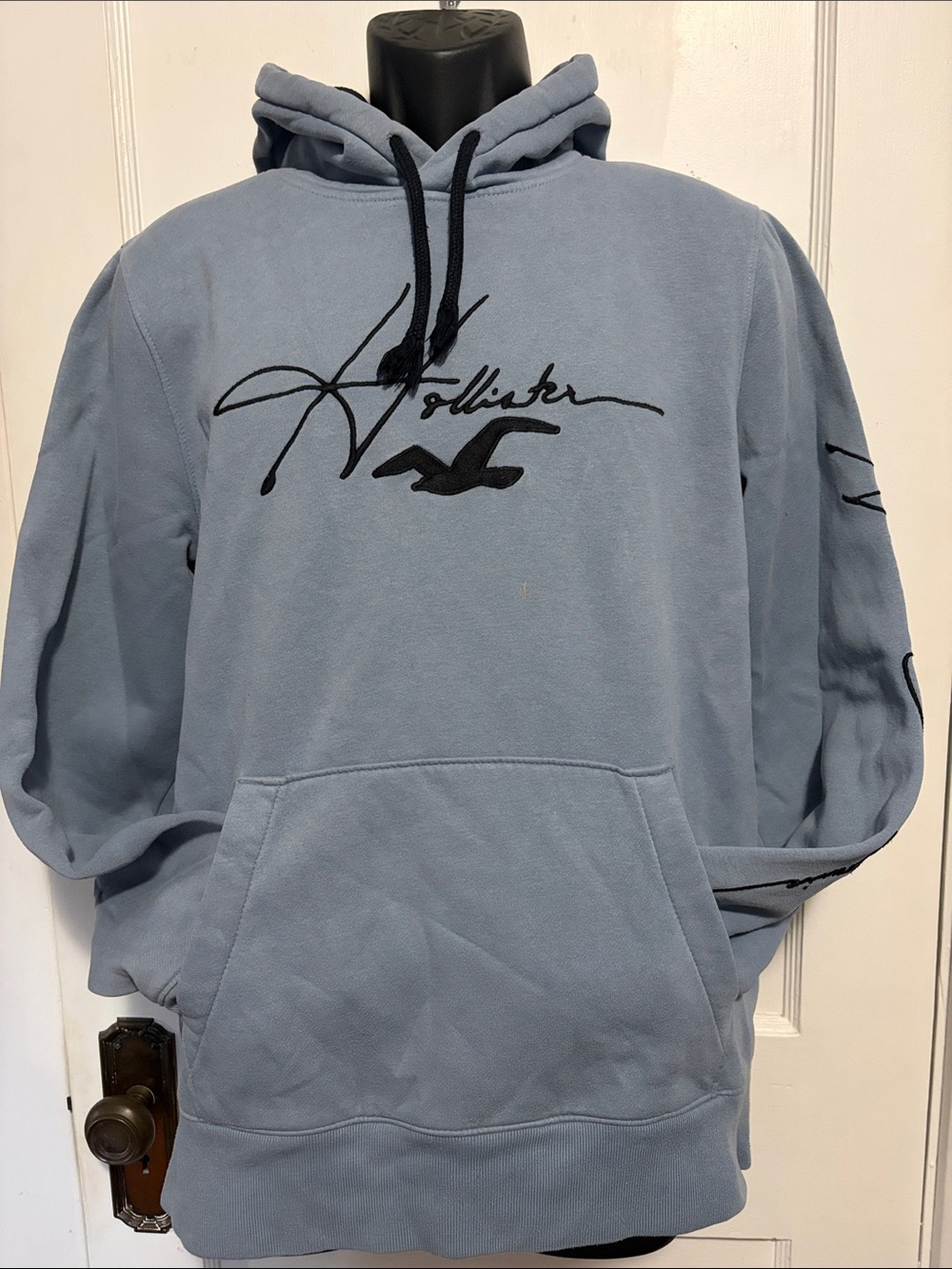 Hollister Men's Dusty Blue Hoodie with Black Script Logo